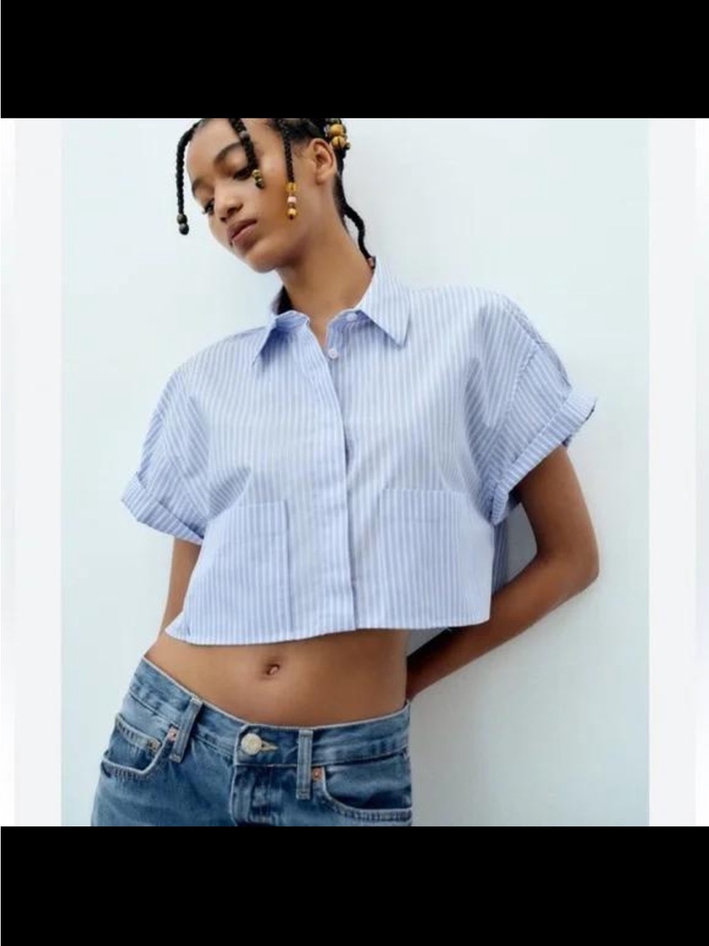 Cropped Blue Stripe Button-Front Shirt